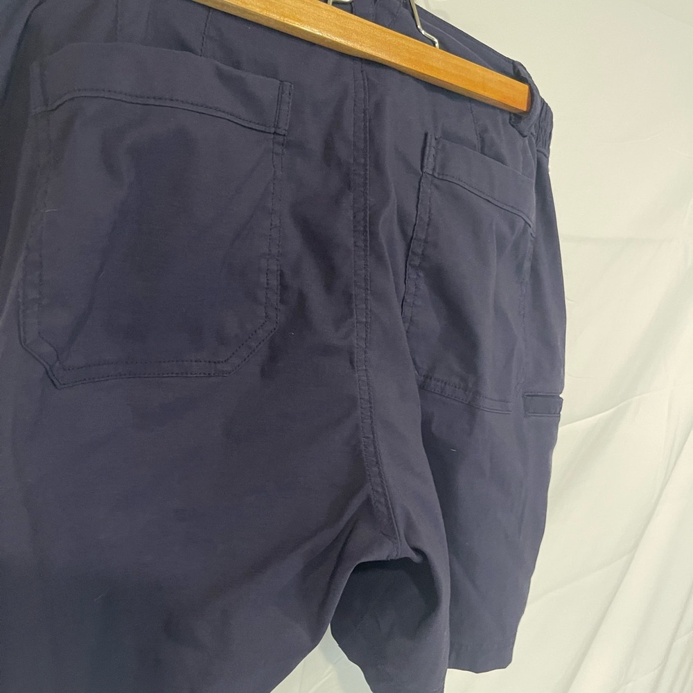Women’s Duluth Trading Navy shorts 16 - Picture 4 of 6